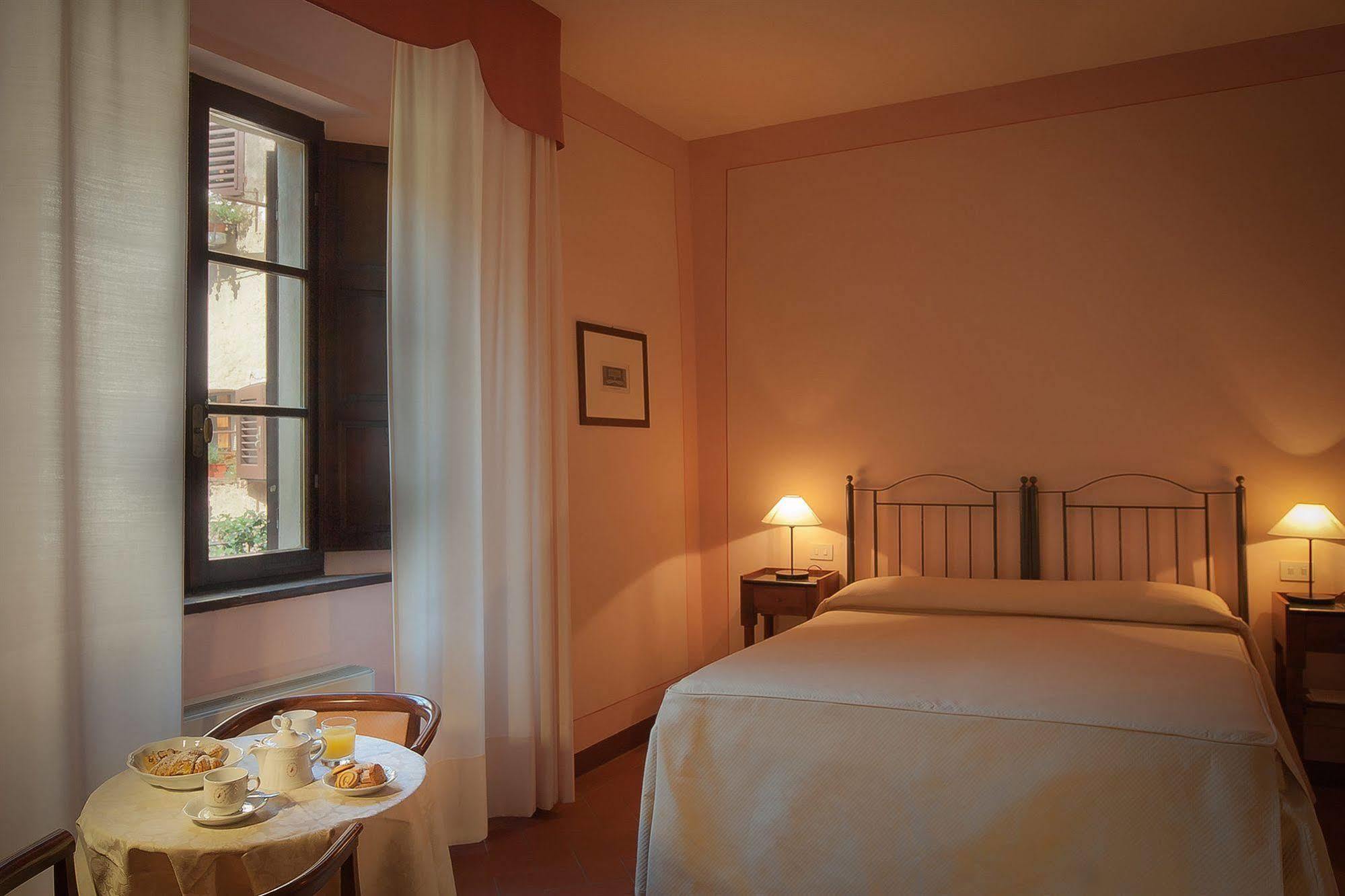 Hotel L'Antico Pozzo San Gimignano Exterior foto